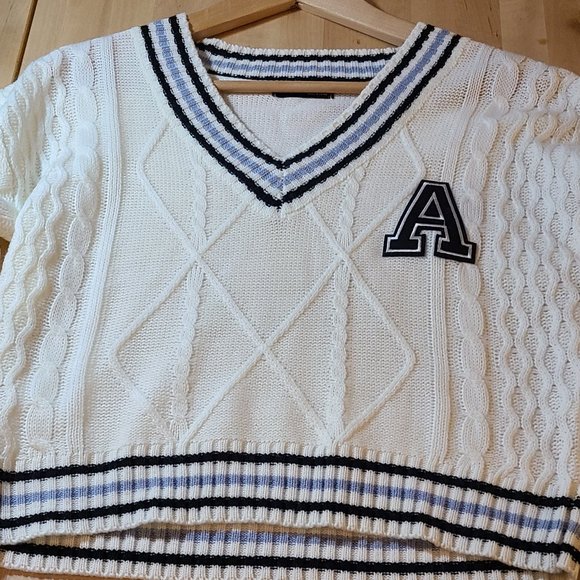 A School Sweater - Not Worn - Picture 3 of 4